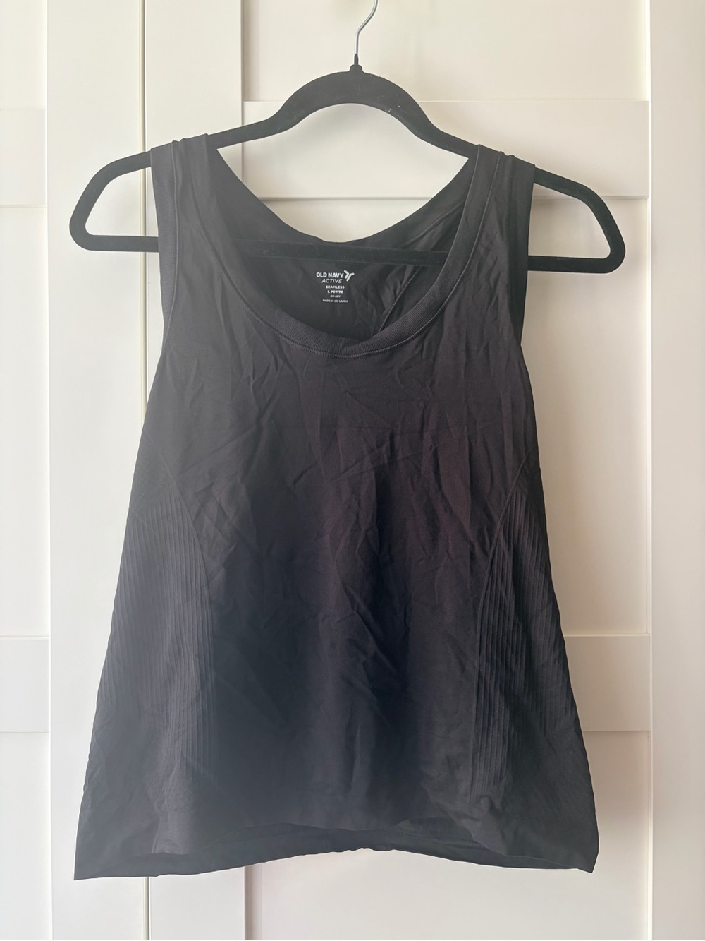 Old Navy Black Women’s Sleeveless Athletic Tank